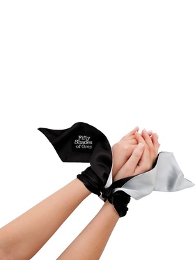 Fifty Shades of Grey: Soft Limits, Deluxe Wrist Tie
