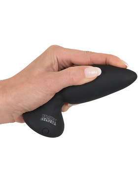 Black Velvets: Remote Controlled Vibrating Plug