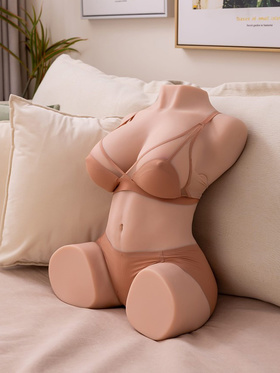 Mistress: Dania Masturbator with Thrusting Hips