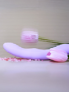 Svakom: Selena, App-Controlled Heating & Thrusting Vibrator